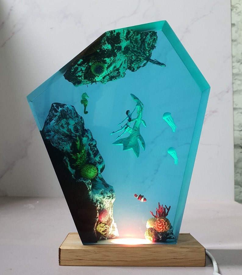 Avatar Lamps – Avatar: The Way of Water Crystal-Cut Resin Lamp
