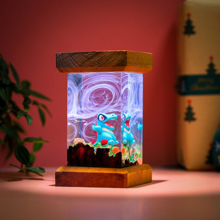 Totodile Pokemon Resin Diorama Lamp