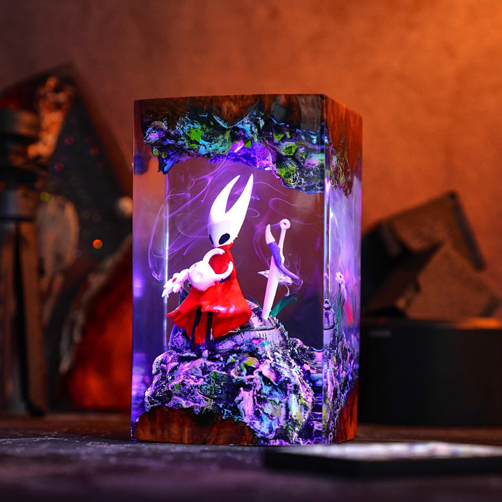 Hornet Purple Glow Hollow Knight: Silksong Resin Lamp