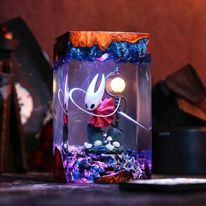 Hornet Lantern Glow Hollow Knight: Silksong Resin Lamp