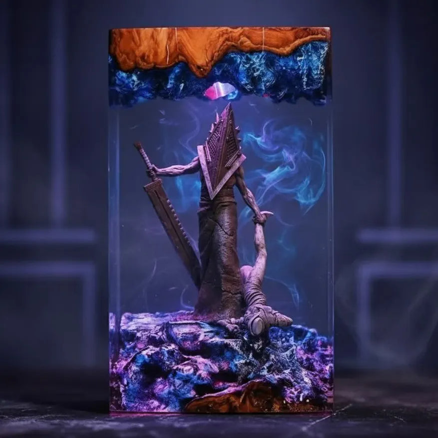 Silent Hill Merch: Lamps & Statues – Pyramid Head Silent Hill Resin Lamp